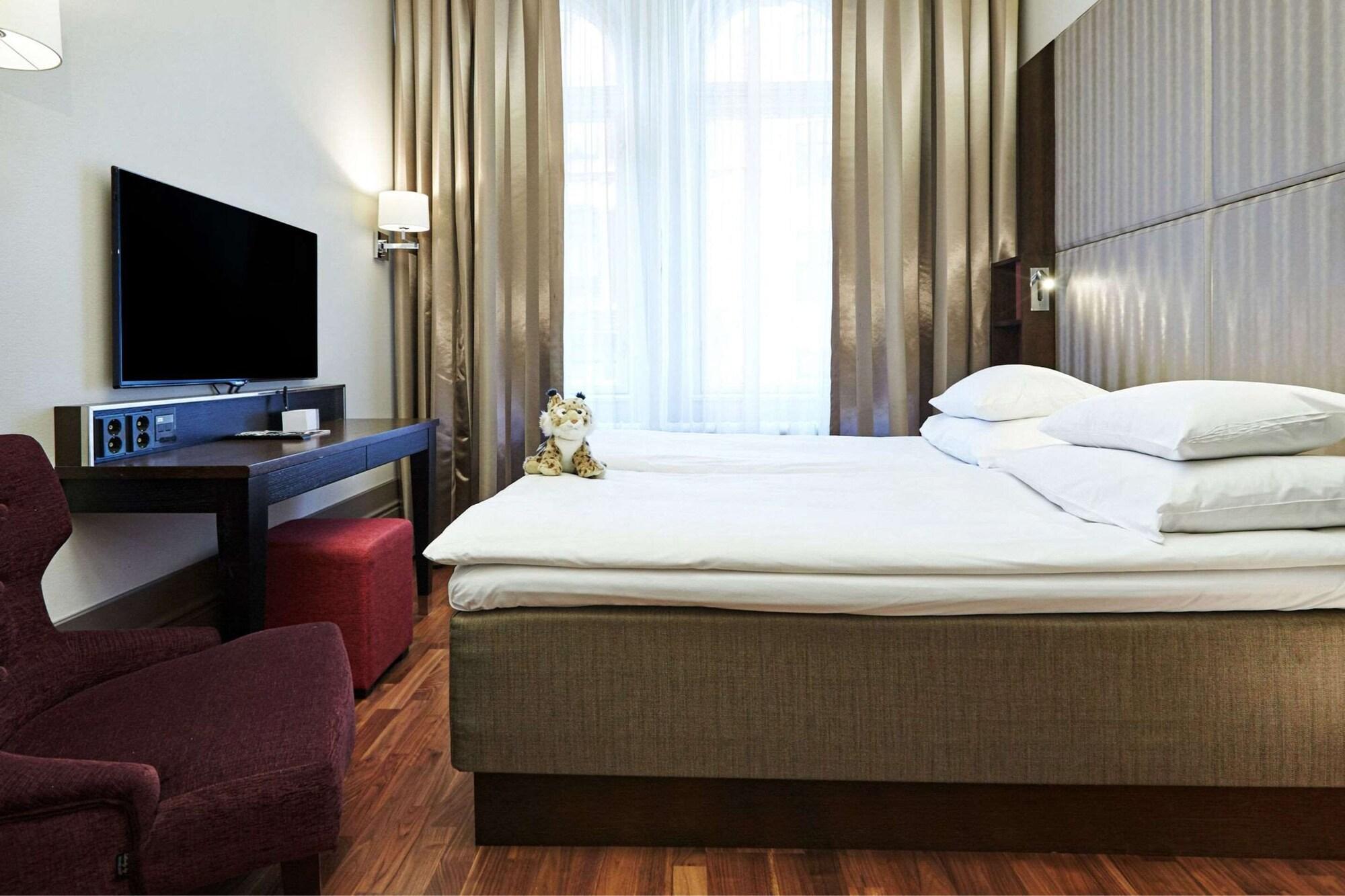 Hobo Hotelli 4*